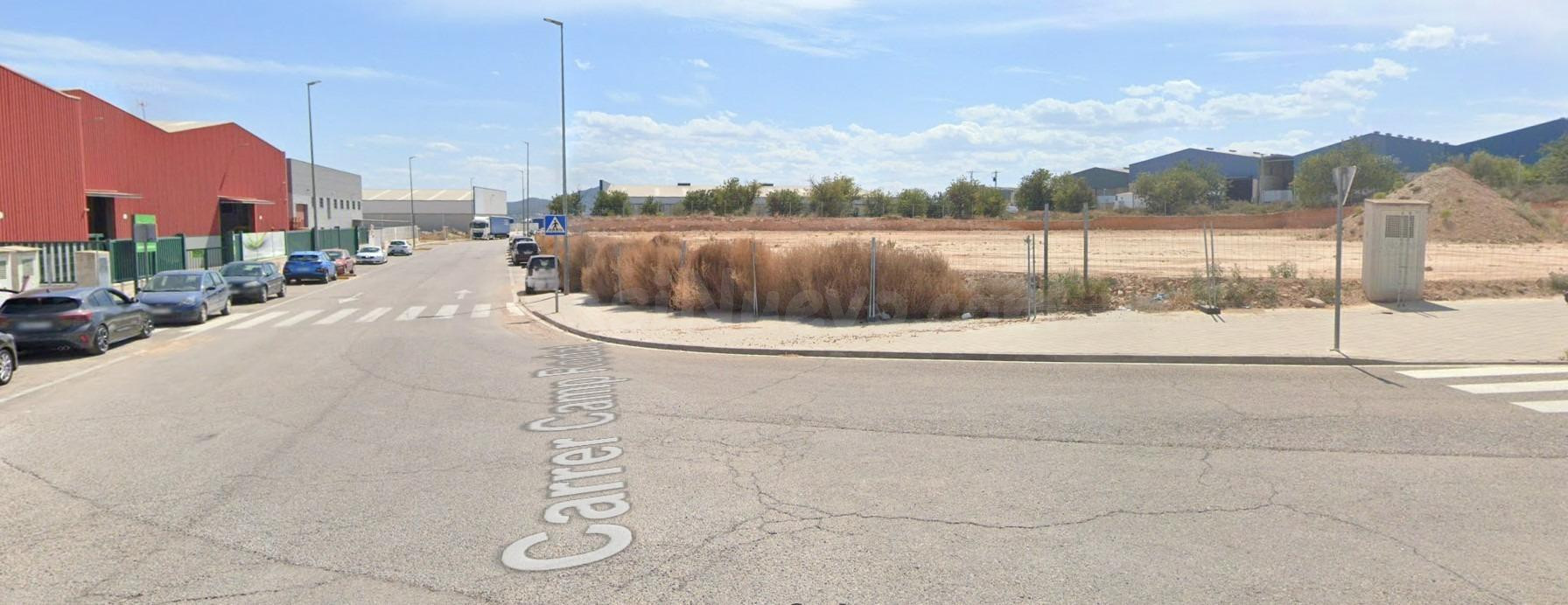 VENTA DE SOLAR URBANO INDUSTRIAL EN BENAGUACIL