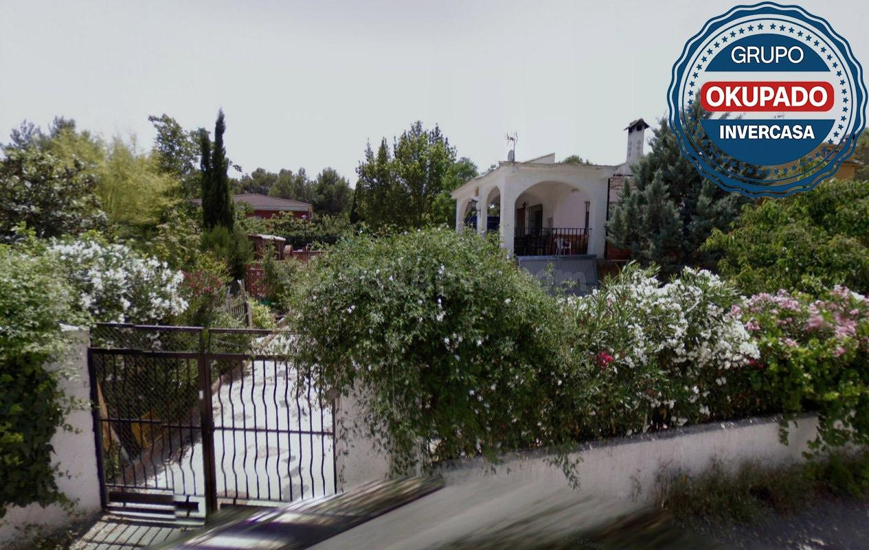 CHALET VENTA OKUPADO EN VILAMARXANT  **OPORTUNIDAD ÚNICA **
