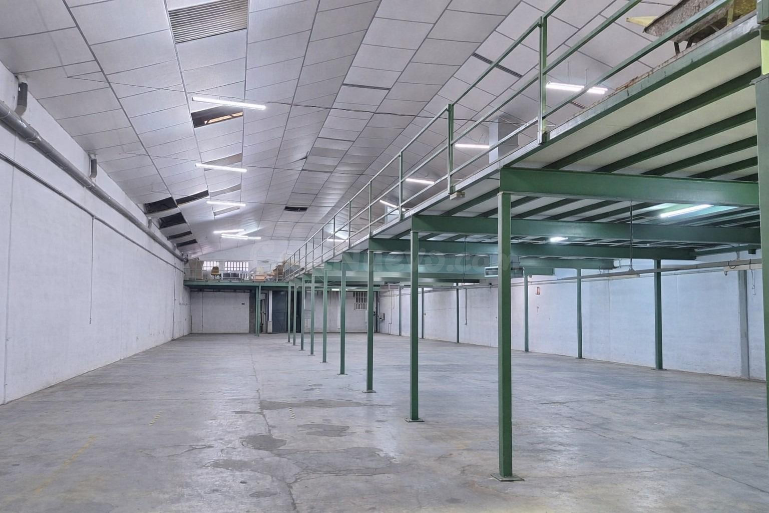 NAVE INDUSTRIAL EN VENTA EN QUART DE POBLET