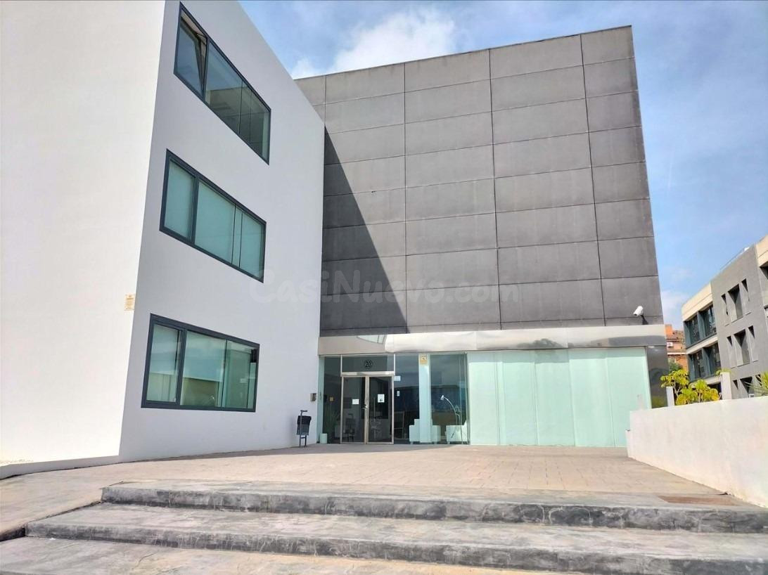 Garaje en venta en CL CHARLES ROBERT DARWIN