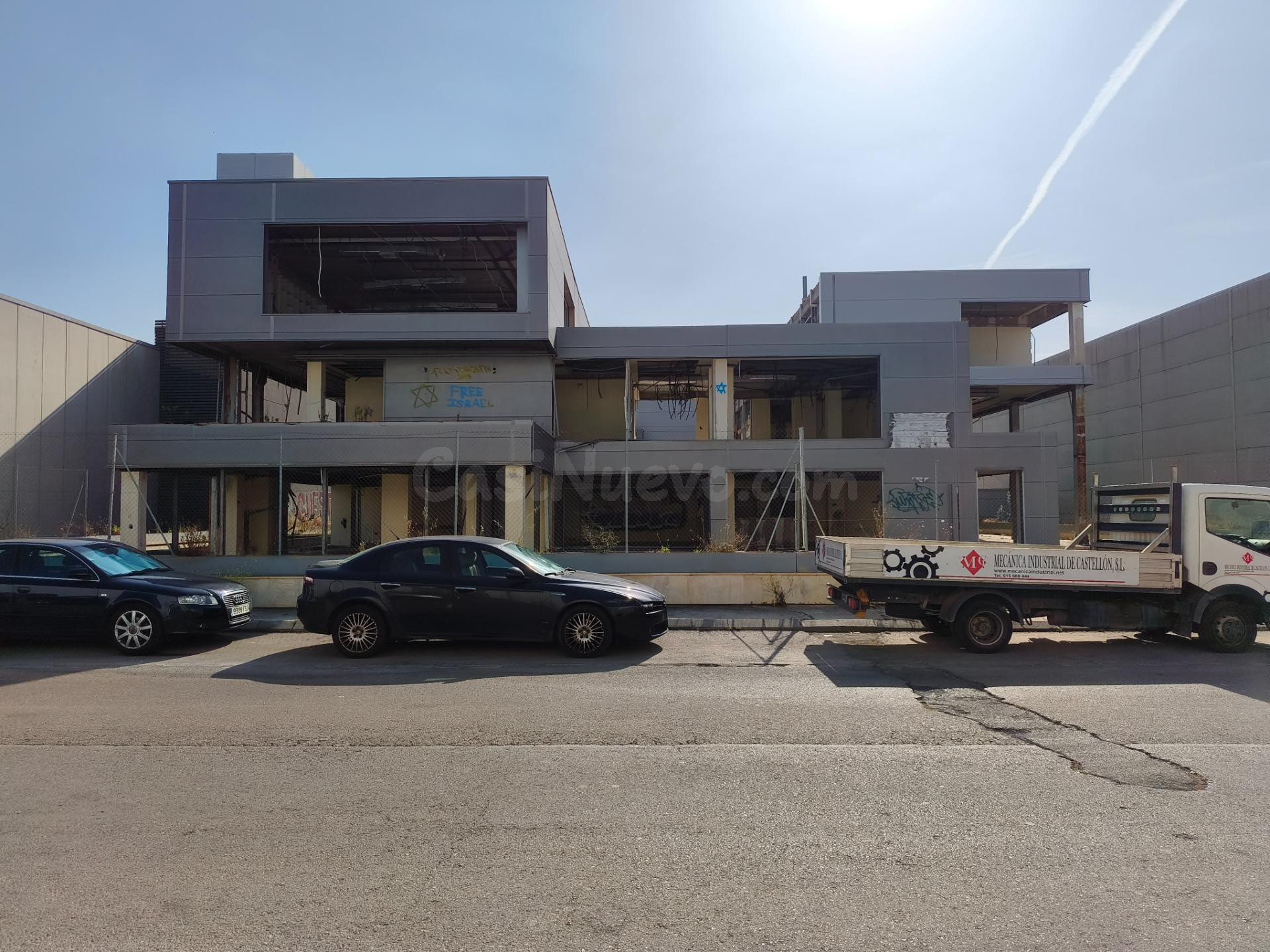 EDIFICIO DE USO TERCIARIO VENTA EN ALMAZORA (CASTELLÓN)