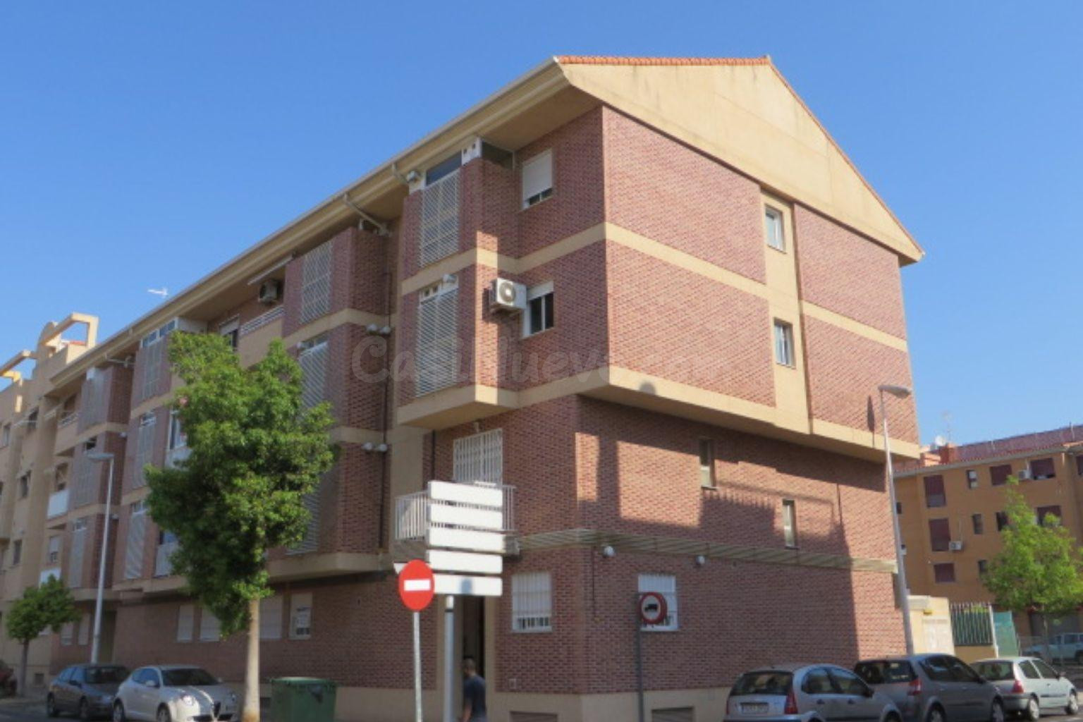 PISO OKUPADO EN VENTA MANISES (VALENCIA)