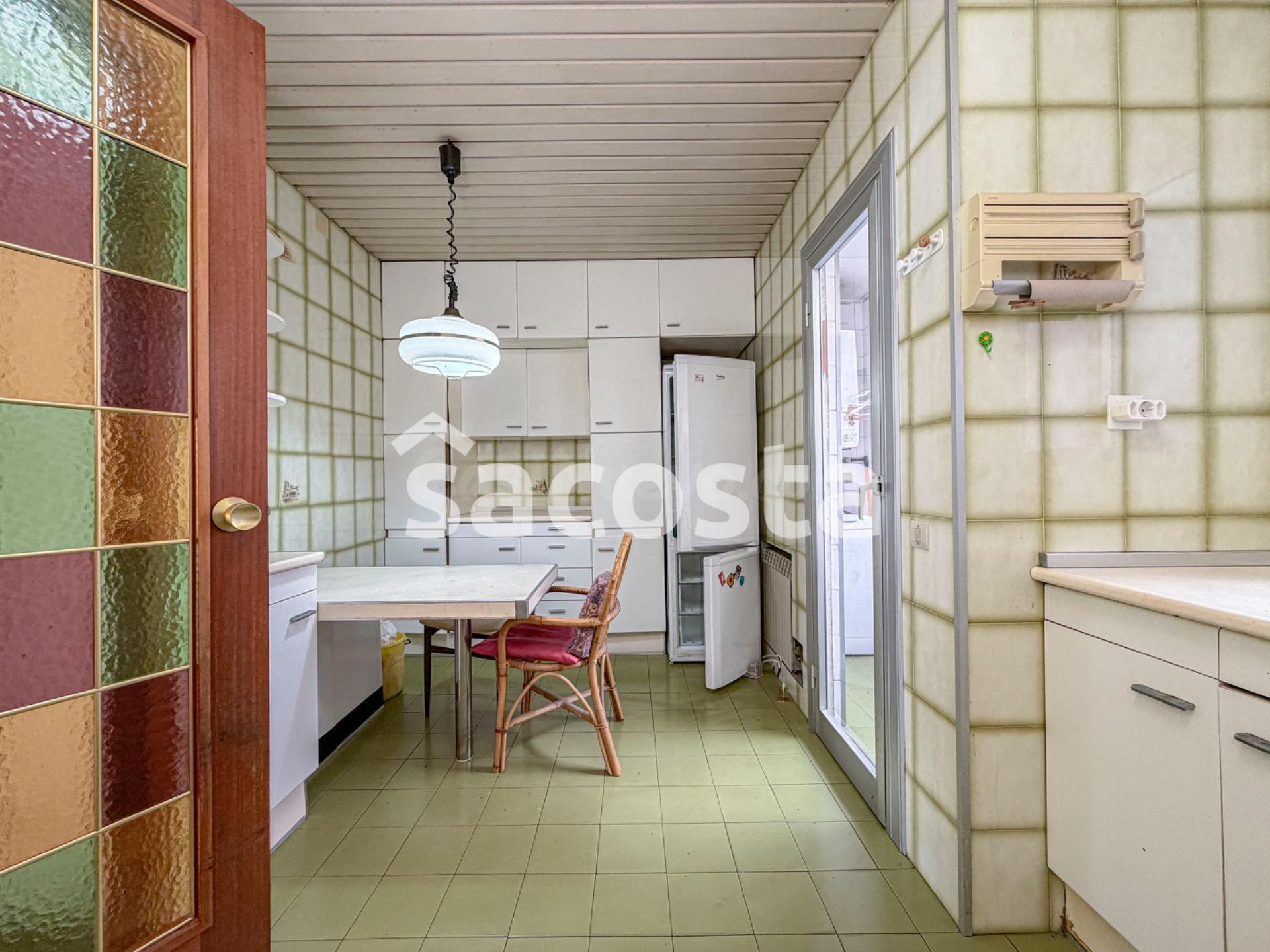Piso en Venta para Reformar en Vallcarca i els Penitents, Barcelona - €395.000