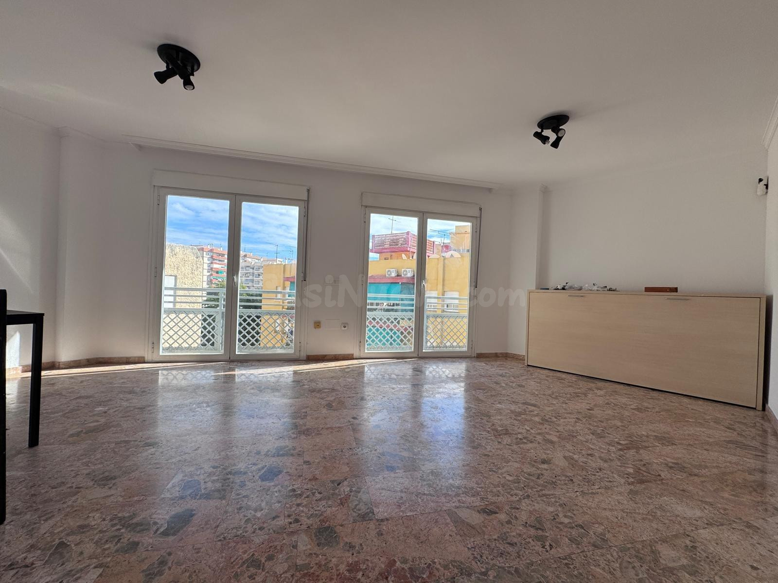 CENTRICO PISO EN EL CENTRO DE FUENGIROLA