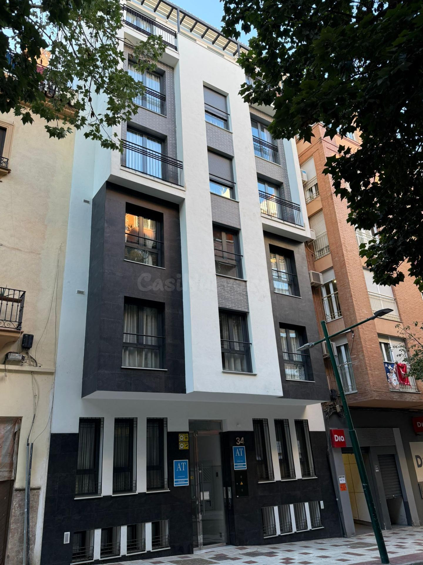 Amplio apartamento de reestreno en Málaga.