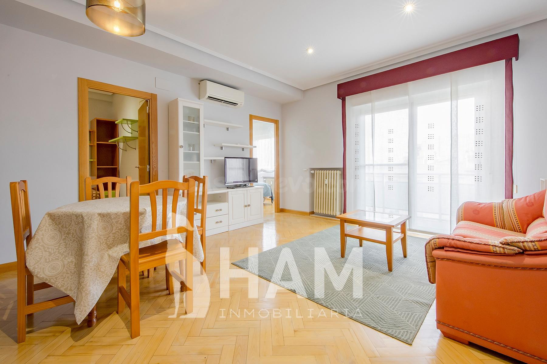 Piso 3 habitaciones 87m² en alquiler - Atocha