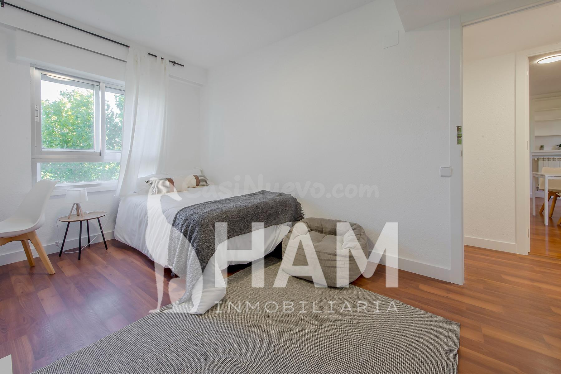 Habitación 4 habitaciones 90m² en alquiler - Alameda de Osuna