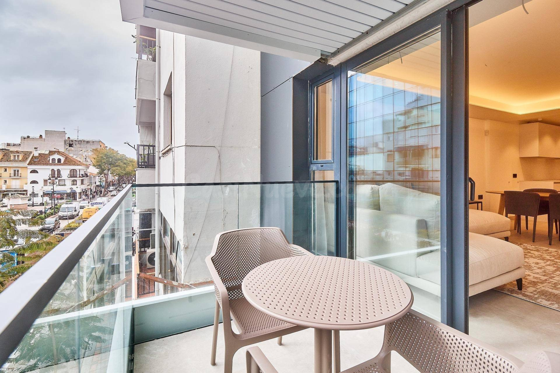 Exclusivo Apartamento de Lujo en el Puerto Deportivo de Fuengirola. Málaga