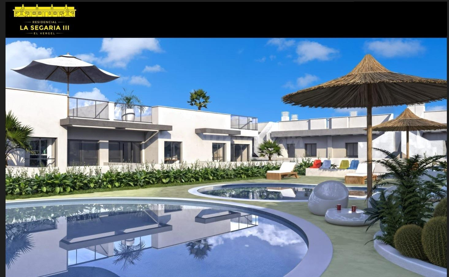 Espectacular bungalow de esquina con amplia parcela, solarium y piscina en El Verger