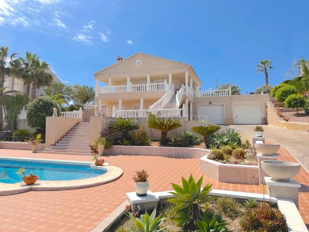 Villa 3 habitaciones 216m² en venta - Comunidad valenciana