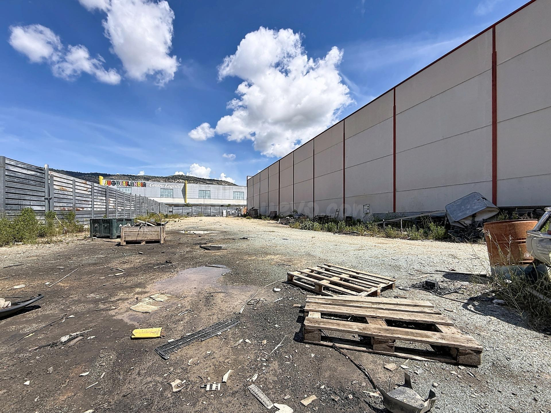 Parcela industrial en el corazón del Polígono La Marjal de Onil: el espacio donde hacer crecer tu proyecto