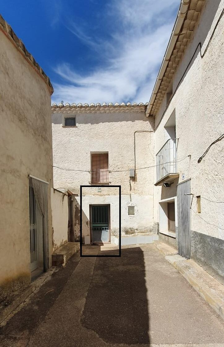 SE VENDE CASA PARA REFORMAR EN TORRALBA DE LOS SISONES