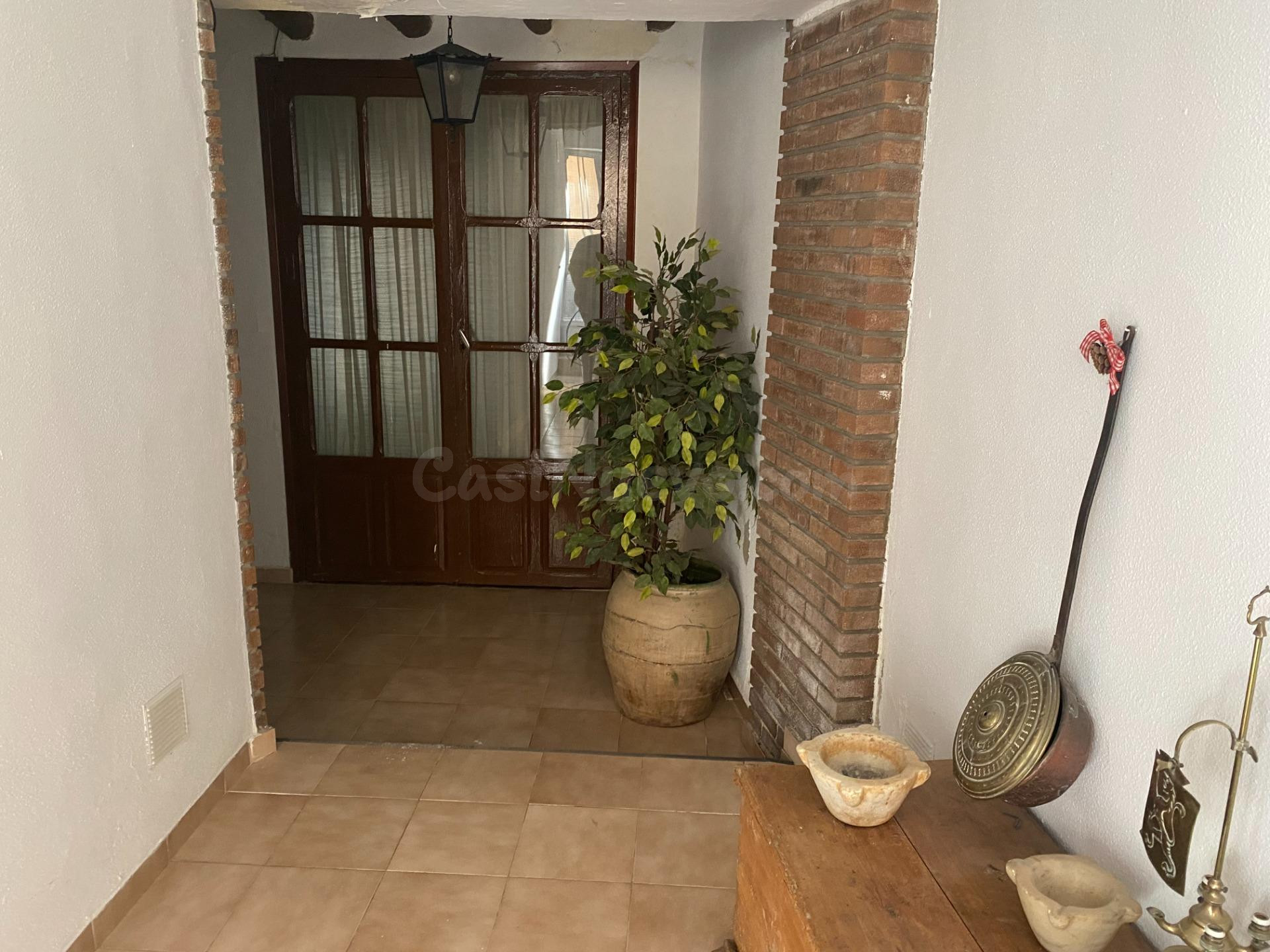 SE VENDE CASA EN CALAMOCHA