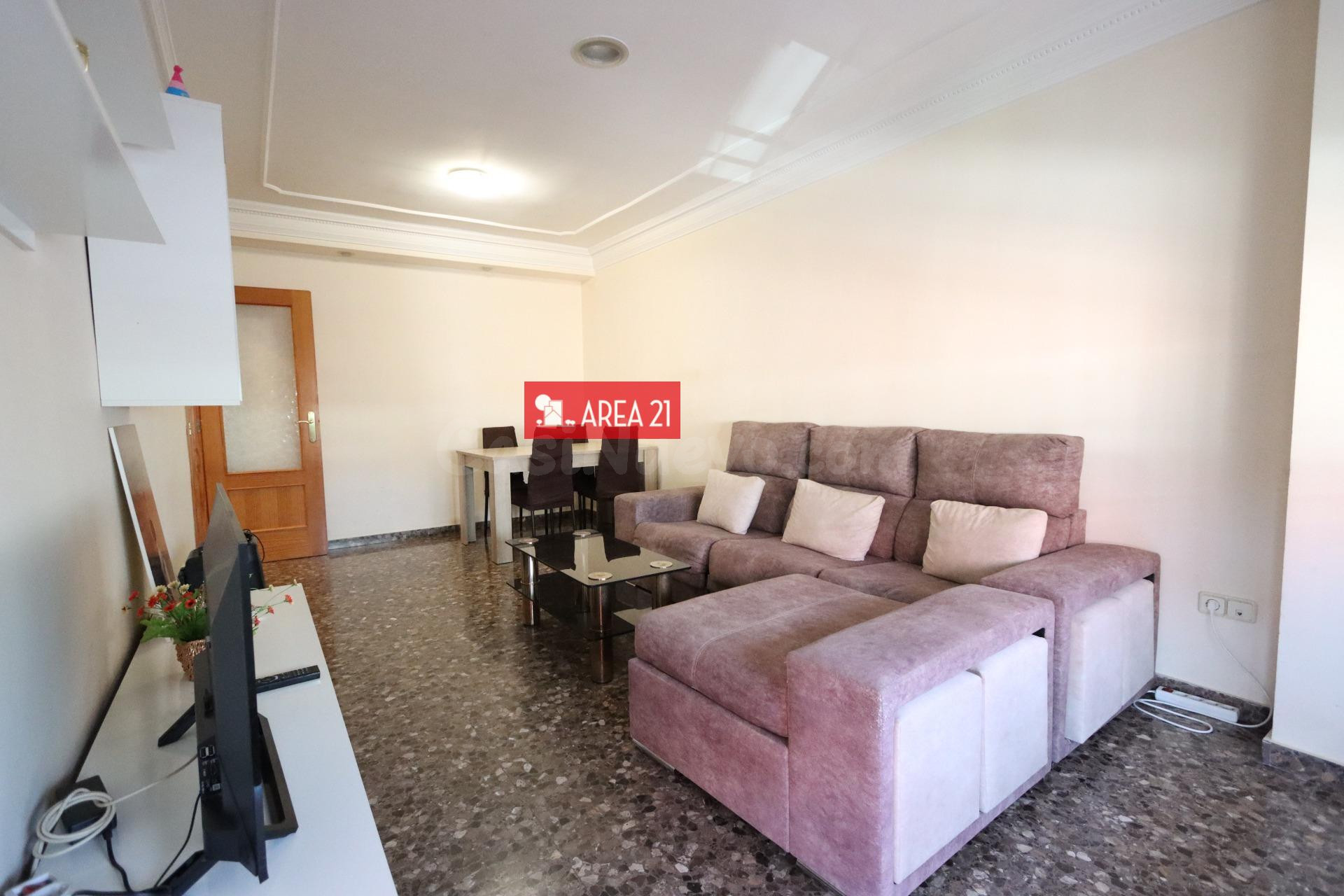 PISO CON GARAJE Y TRASTERO EN LA POBLA DE VALLBONA, ideal pa