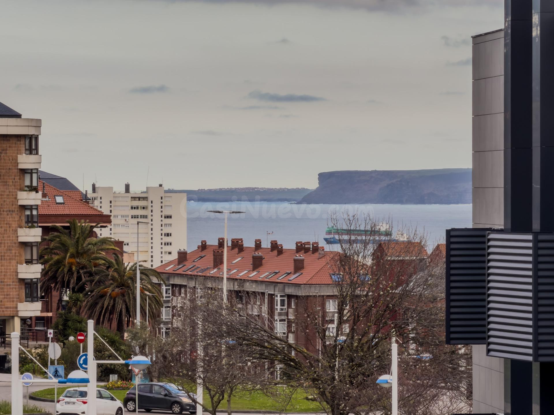 Piso en Santander - Valdenoja en urbanización privada con garaje y trastero