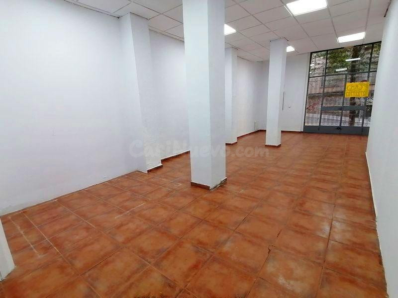 LOCAL COMERCIAL en Pleno Centro de Cáceres, Zona CANOVAS - MULTIPLES