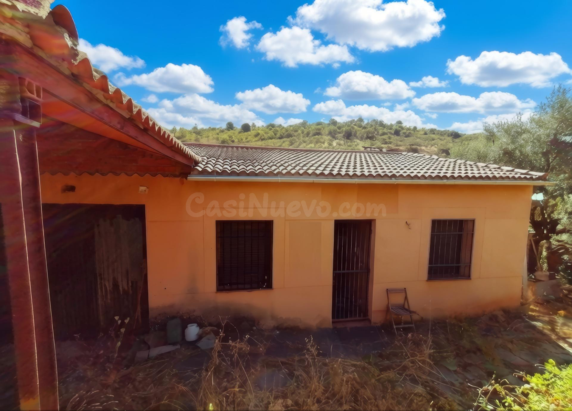 Chalet o Casa de Campo con Parcela a pocos minutos de Cácere