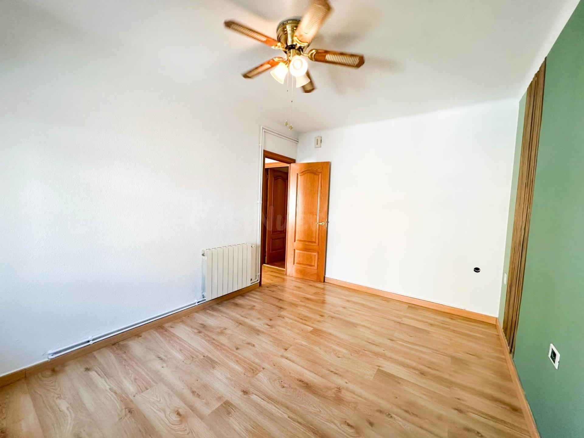 PIS AMB 4 HABITACIONS, BALCÓ I ASCENSOR A CA N’ANGLADA