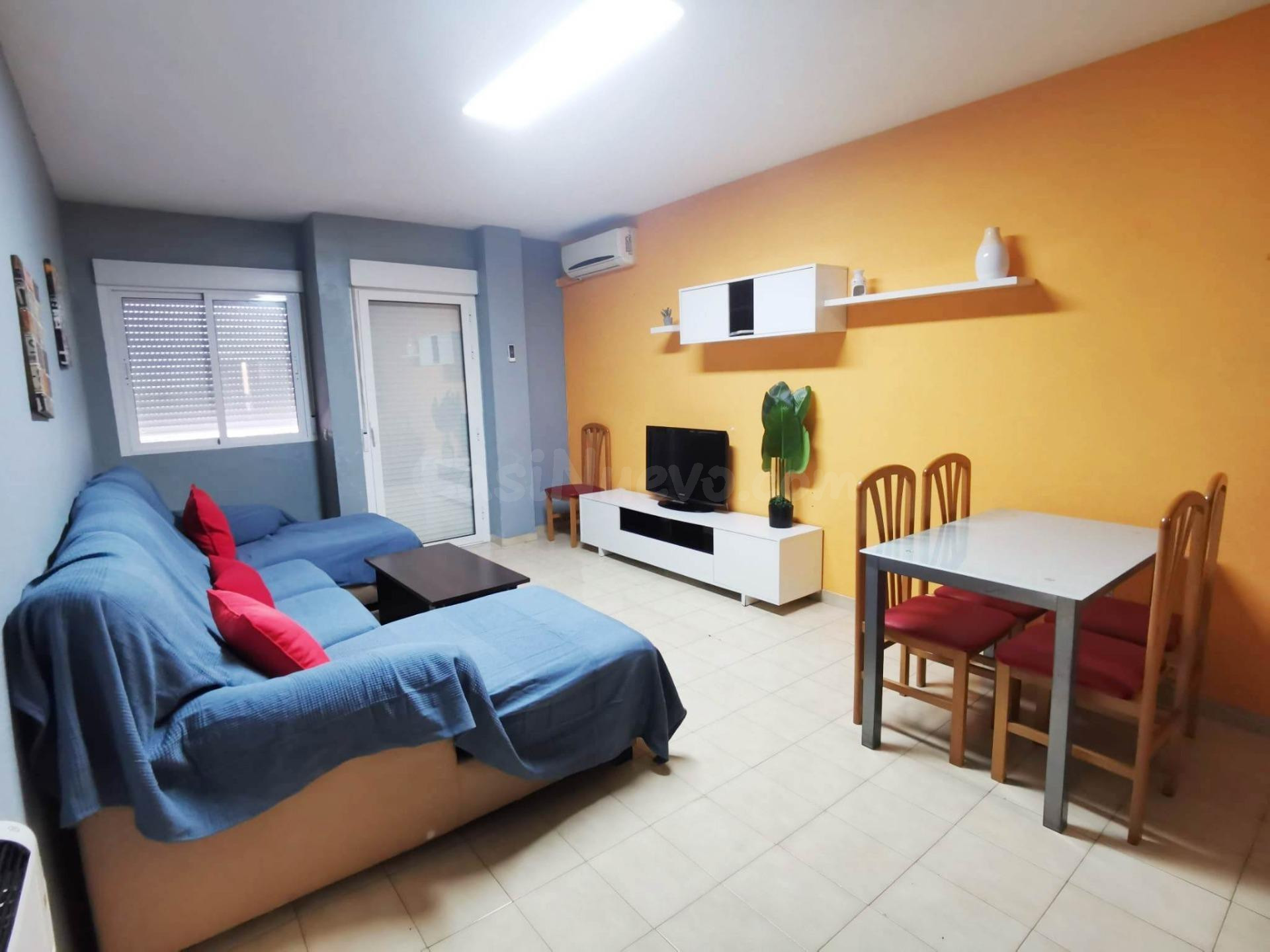 Amplio Piso en Alquiler en el Centro de Cáceres - Ideal para Estudiantes