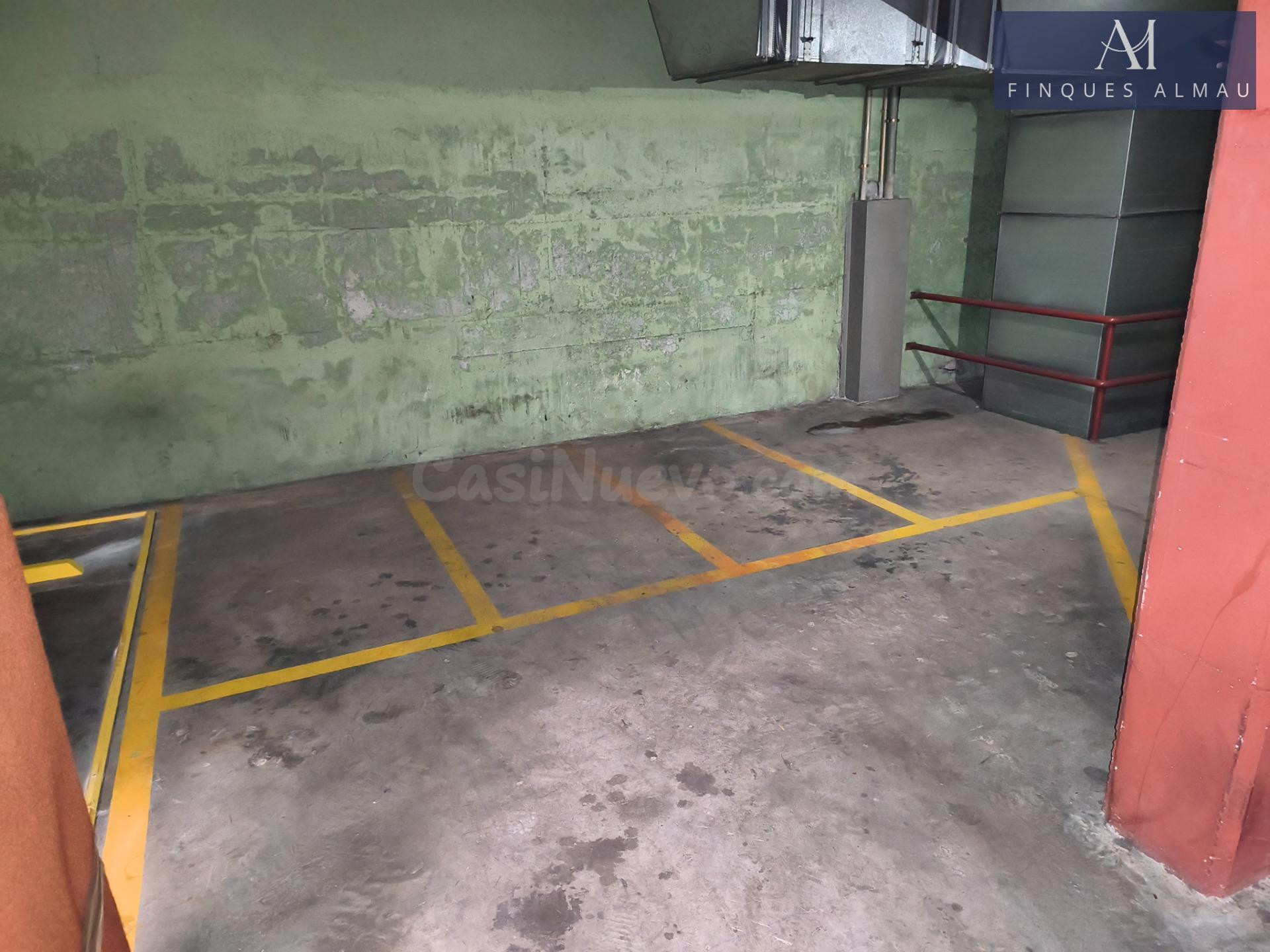 Amplio Parking en el Centro de Vilanova i la Geltrú por solo €14,500