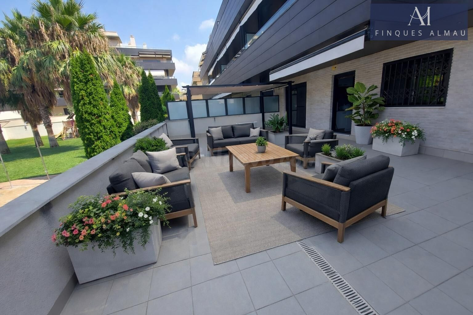 Planta baja en Las Llunas residencia en Vilanova y la Geltru