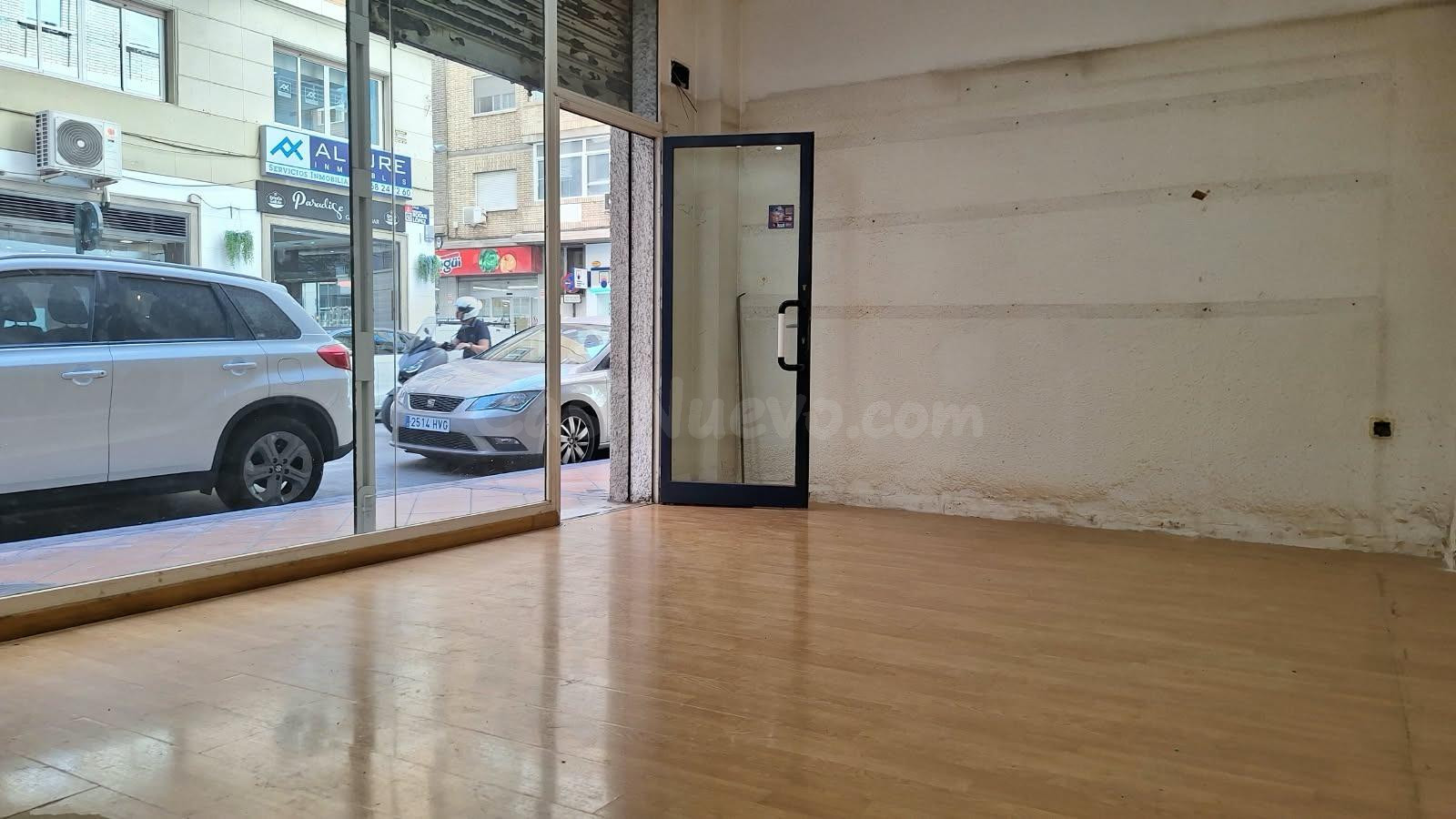 LOCAL COMERCIAL EN PLENO CENTRO DE MURCIA EN UBICACIÓN PREMIUM