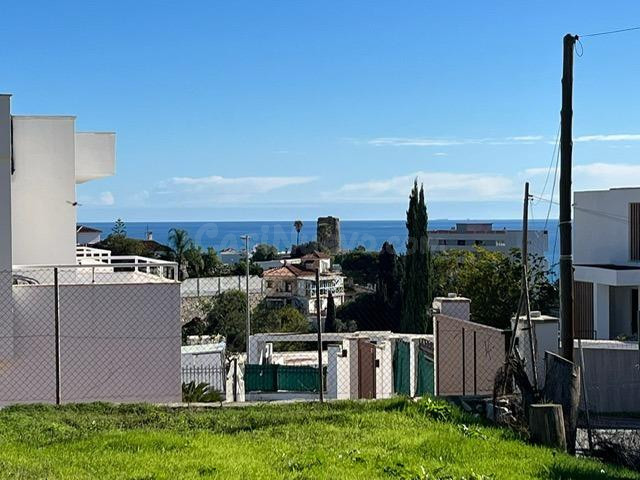 Benalmadena costa,  parcela urbana con vistas al mar a 100 metros de la playa y con proyecto
