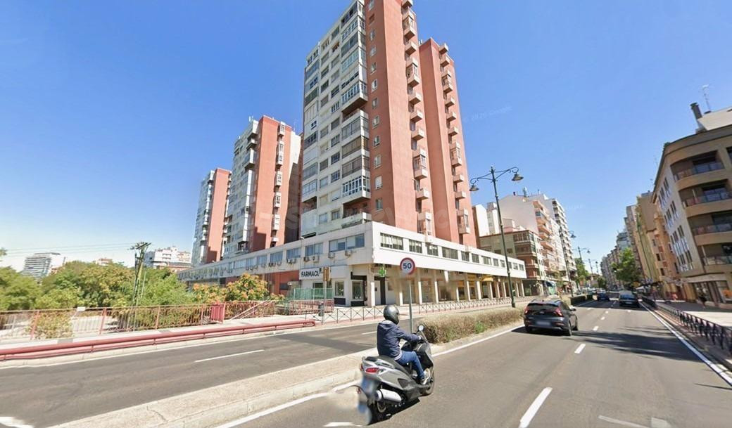 Amplio Piso de 4 dormitorios en zona Paseo Zorrilla - Campo Grande - Oportunidad de Reforma