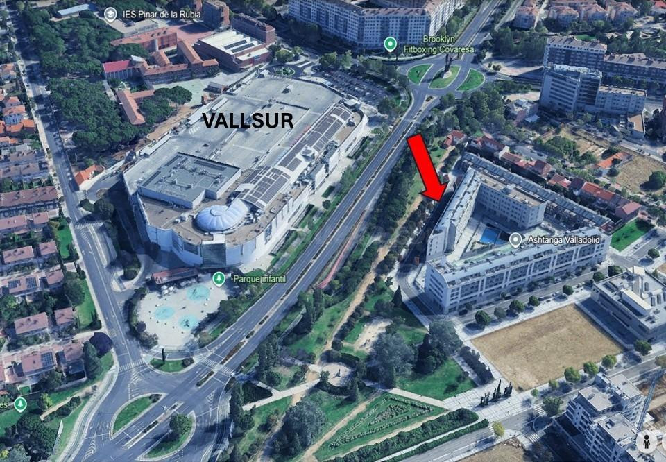 VIVIENDA DE ALQUILER CON 3 DORMITORIOS EN URBANIZACION CERRADA