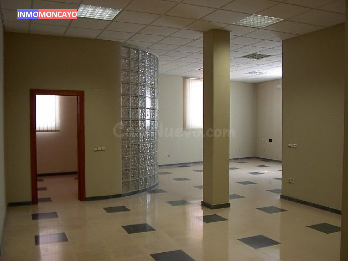 SE ALQUILA LOCAL REFORMADO EN PLENO CENTRO DE TUDELA