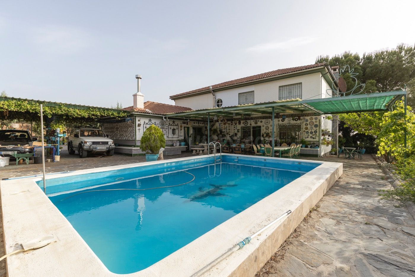 Se vende exclusiva vivienda en Alfacar – Cuesta de Víznar con extension de terreno rústico de 6.000m2