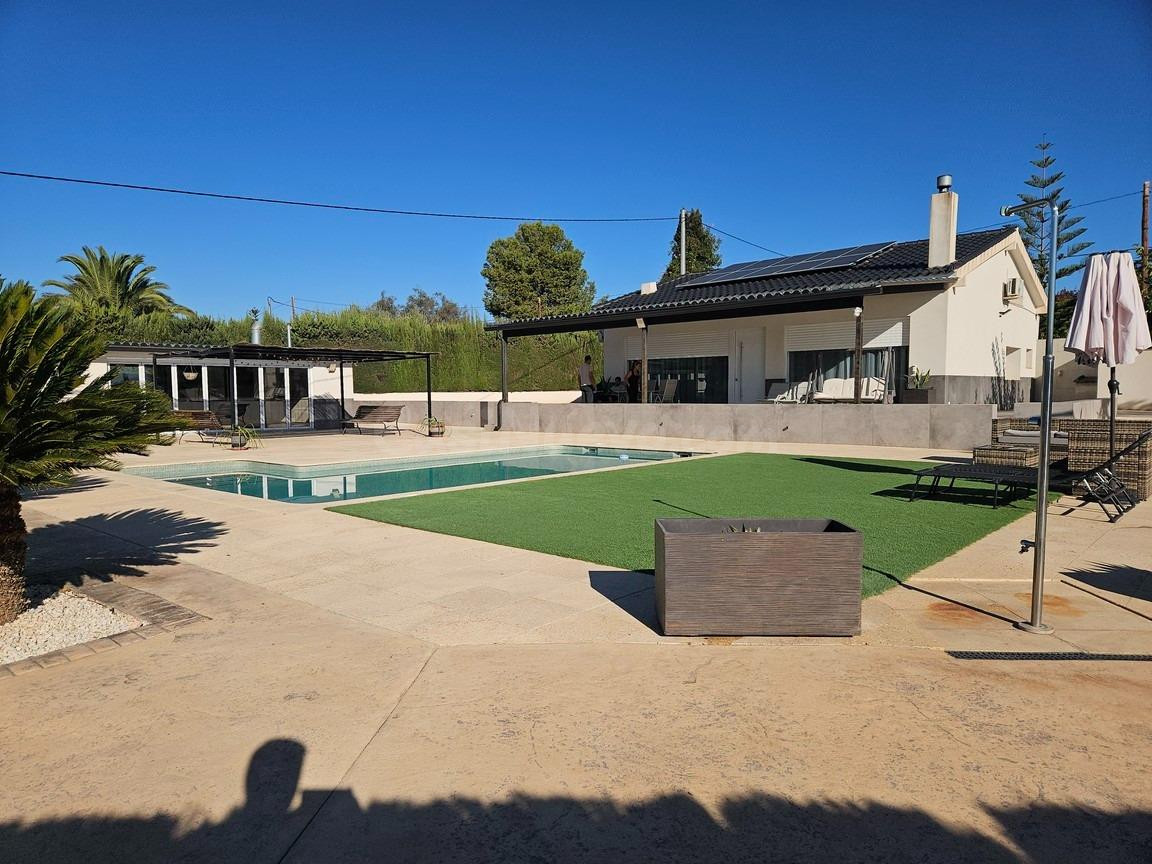 Casa de Campo en Novelda