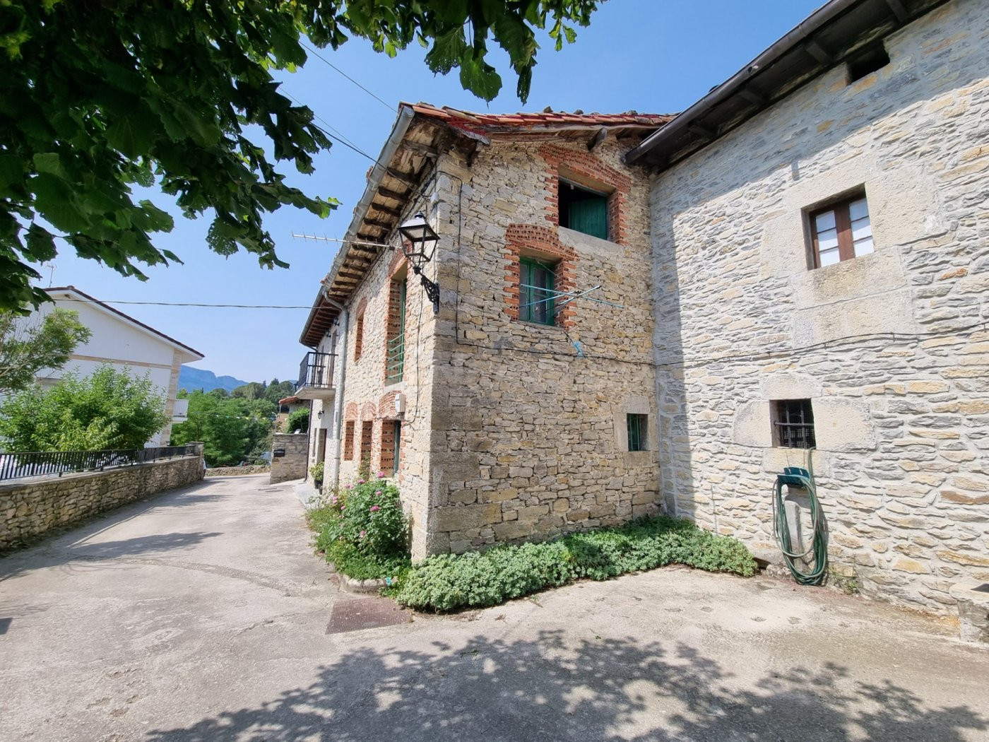 CASA DE PUEBLO PARA REFORMAR
