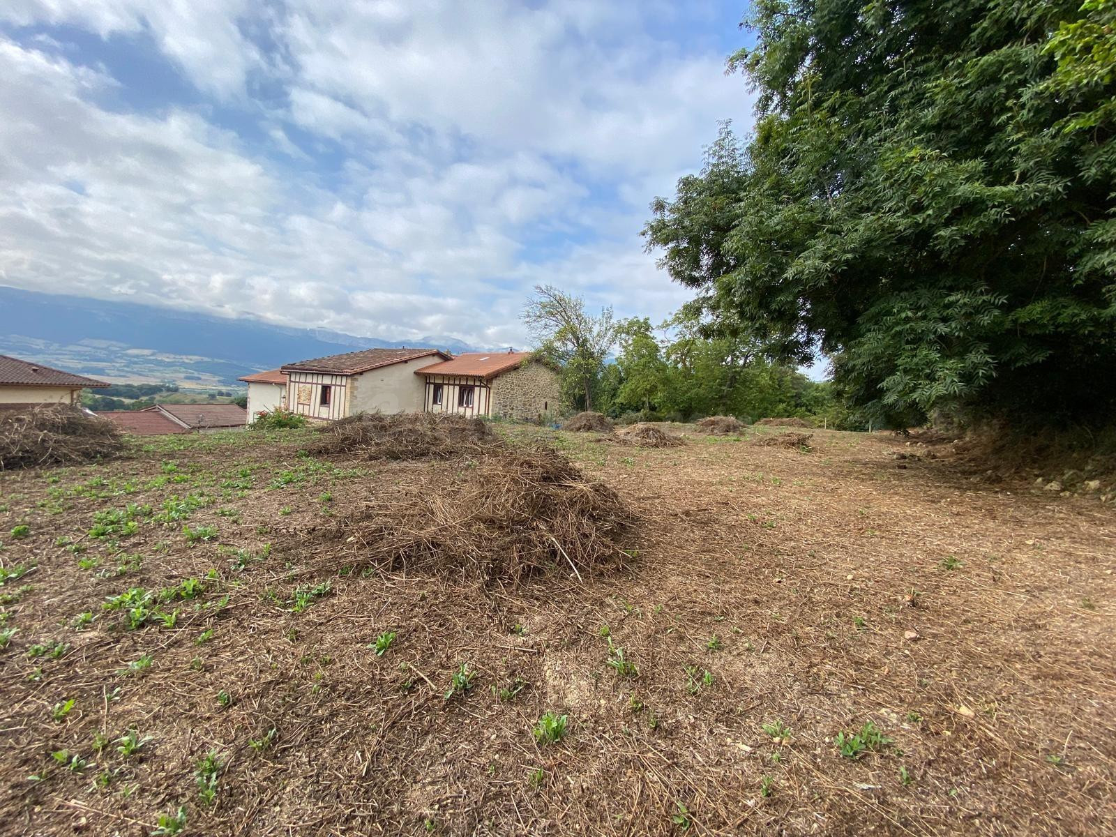 EN VENTA TERRENO URBANO CON PROYECTO