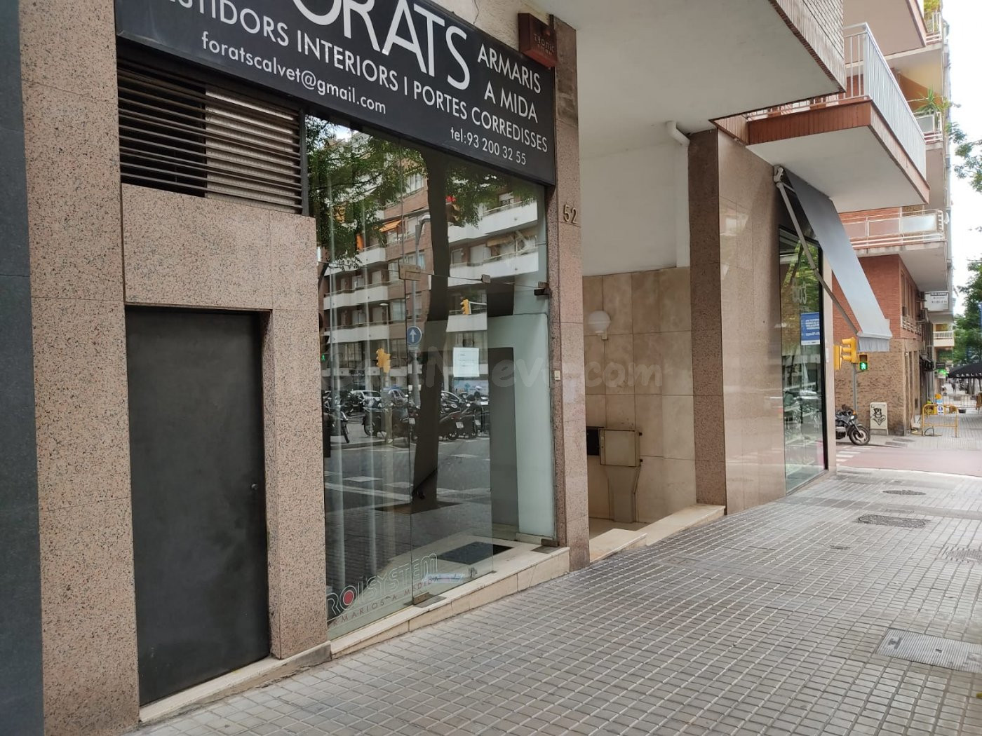 Local comercial - Calle Calvet
