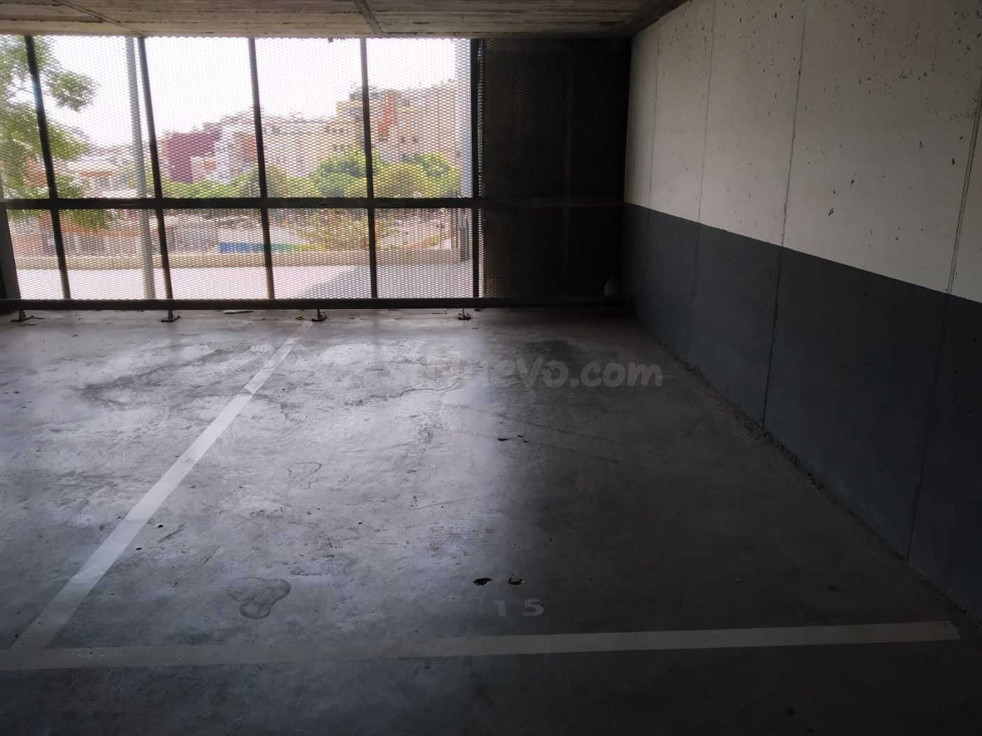 Plaza de coche en venta