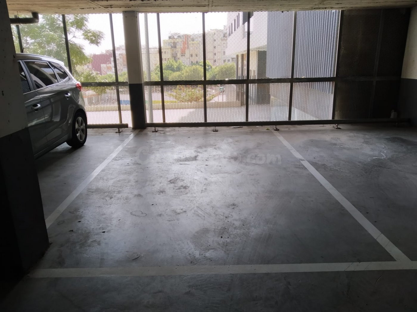 Plaza de coche en venta