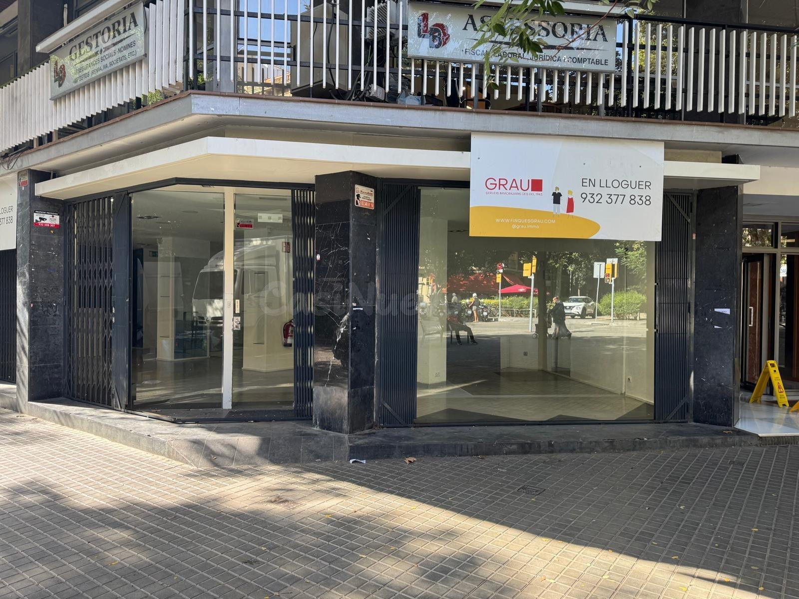 LOCAL COMERCIAL - C/ COMTE BORRELL (SANT ANTONI)
