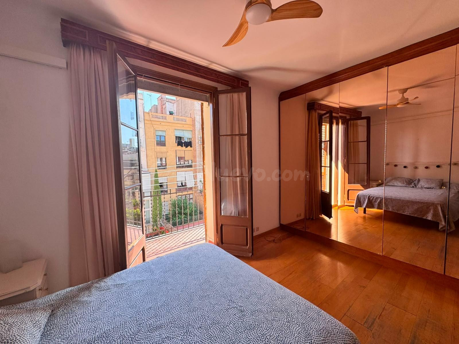 PIS MOBLAT - VILA DE GRÀCIA