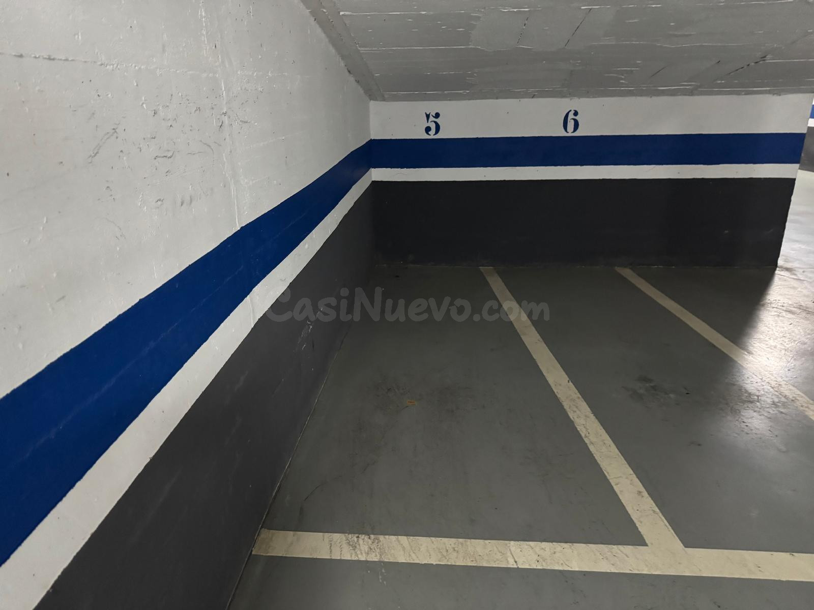 Plaça de parking de moto - La Bonanova