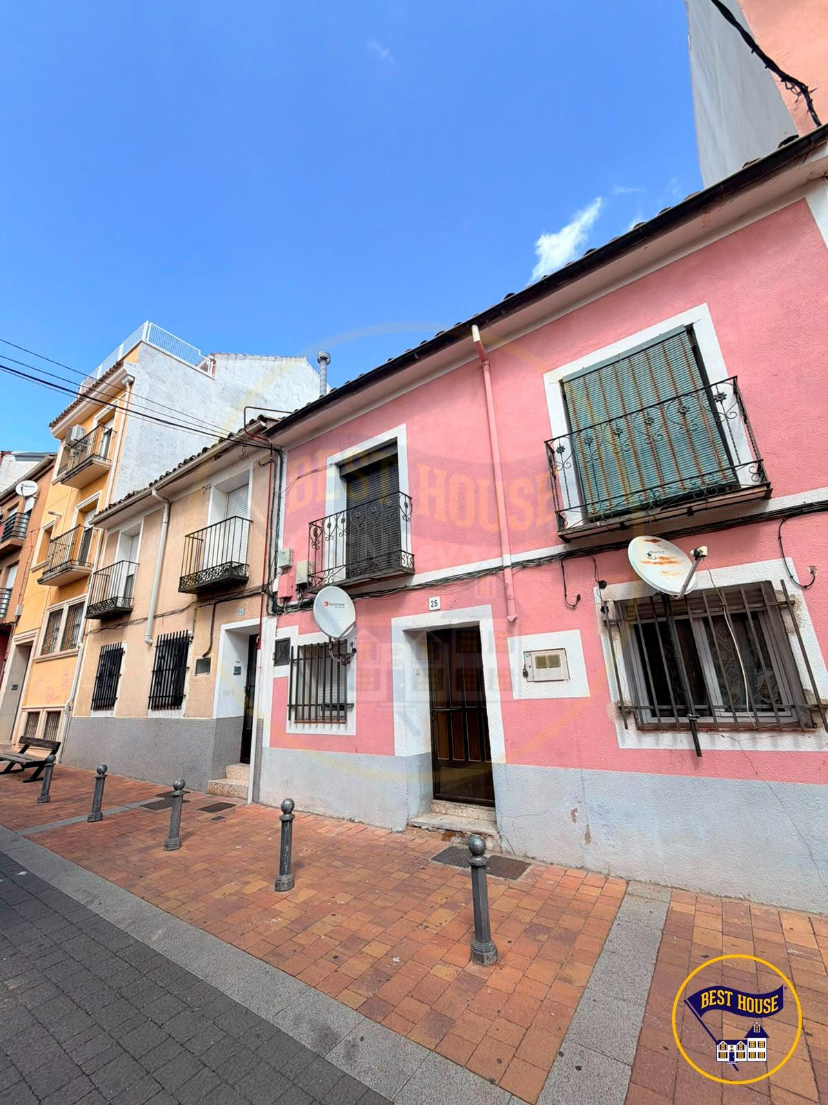 ¡OPORTUNIDAD DE INVERSIÓN EN EL CENTRO DE CUENCA!