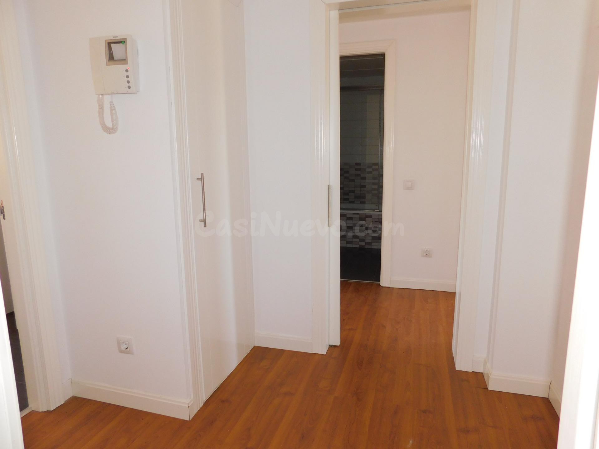 Piso de 2 dormitorios, Garaje y Trastero - foto 4