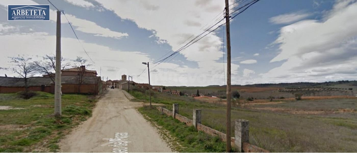 Terreno urbano 7500m² en venta - Pueblo