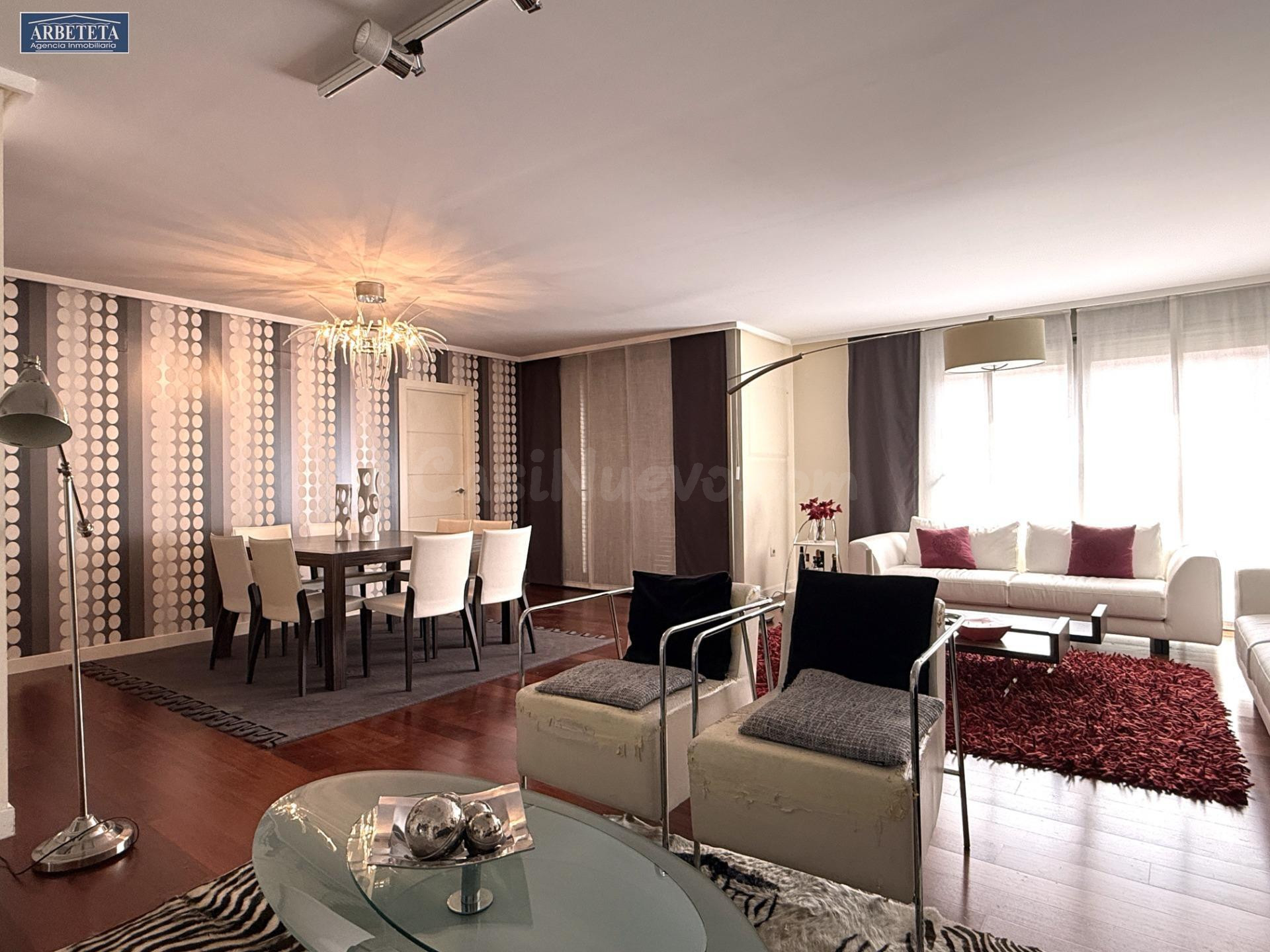 INMOBILIARIA ARBETETA VENDE MAGNÍFIO PISO DE 4 DORMITORIOS EN PASEO DE LAS CRUCES, GUADALAJARA