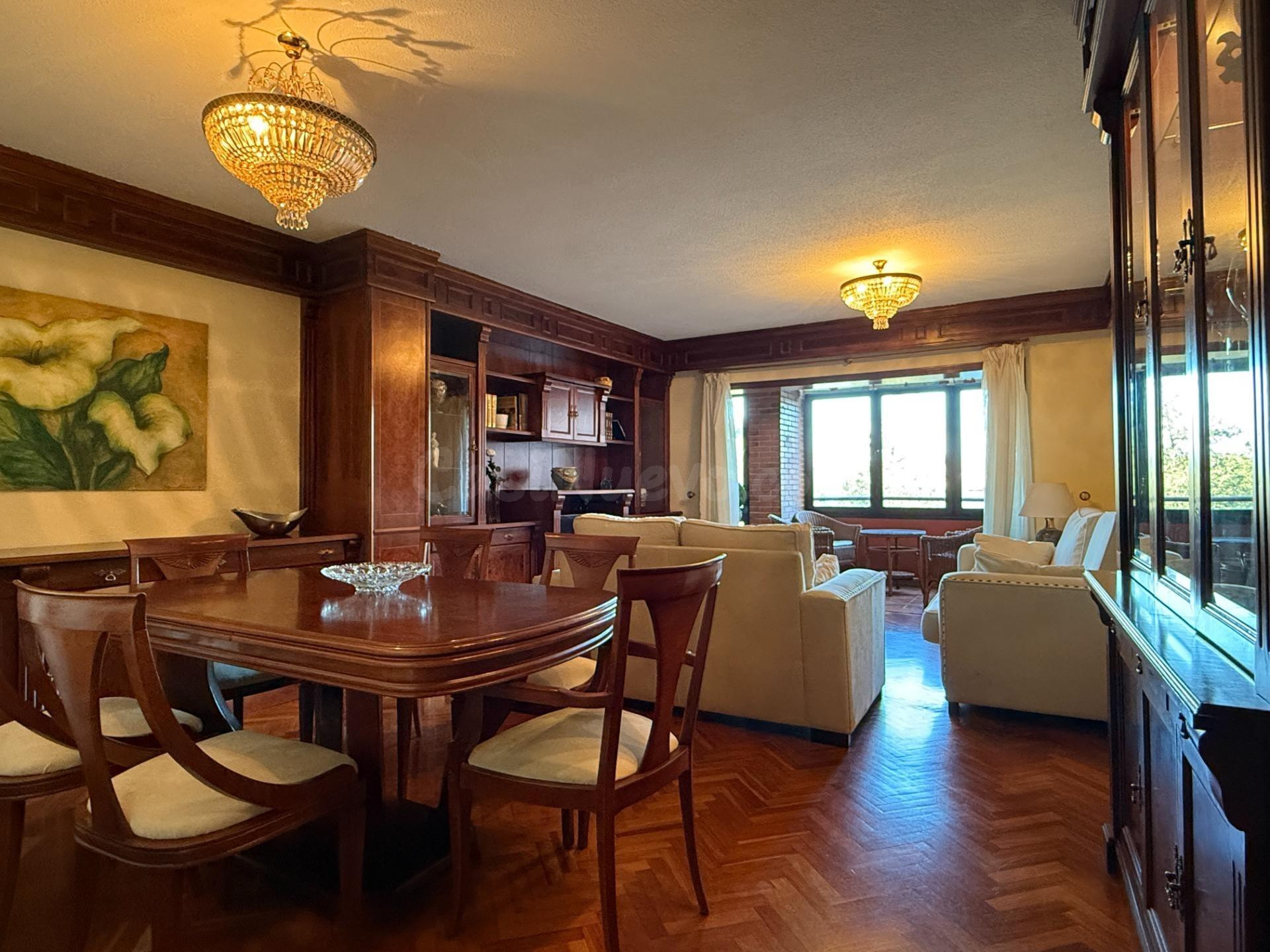 INMOBILIARIA ARBETETA VENDE PISO DE 3 DORMITORIOS EN ZONA VIRGEN DEL AMPARO, GUADALAJARA