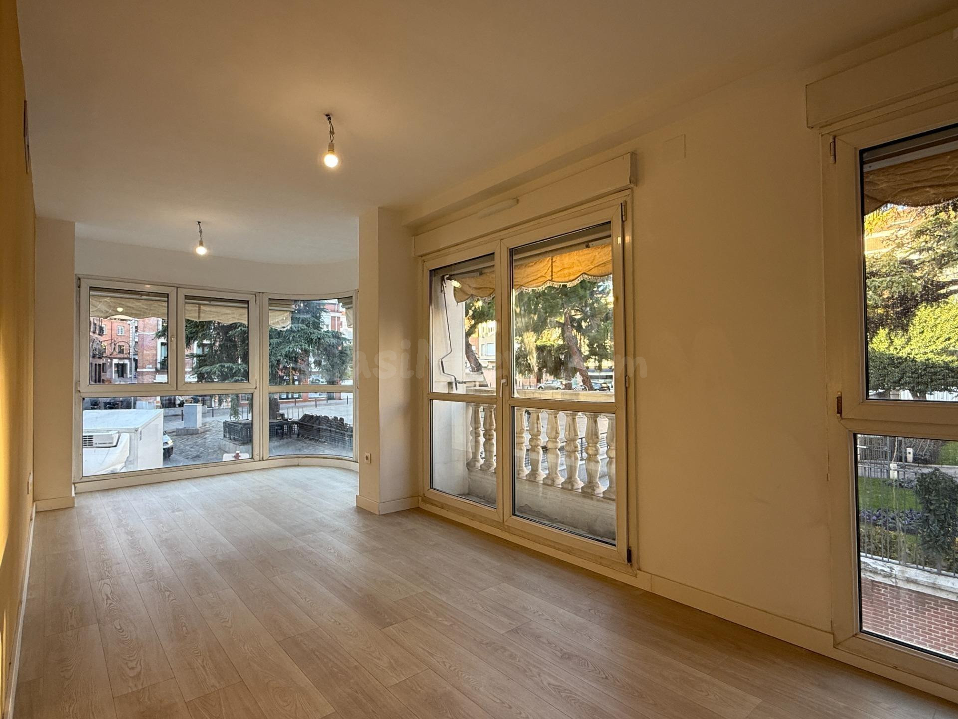 INMOBILIARIA ARBETETA VENDE PISO DE DOS DORMITORIOS EN CASCO HISTÓRICO DE GUADALAJARA