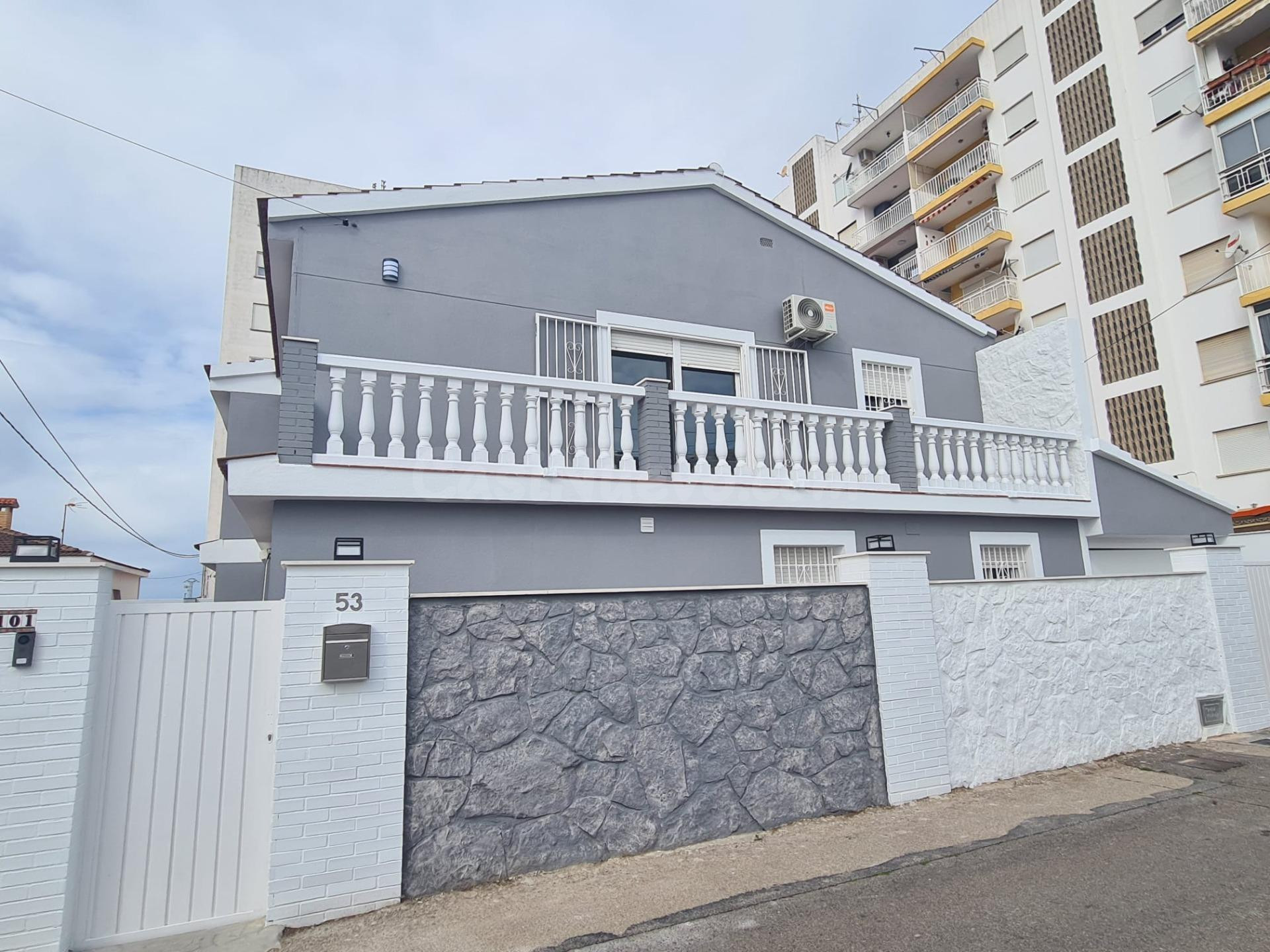FANTÁSTICO CHALET INDEPENDIENTE CERCA DEL MAR EN COSTA SUR, VINARÒS
