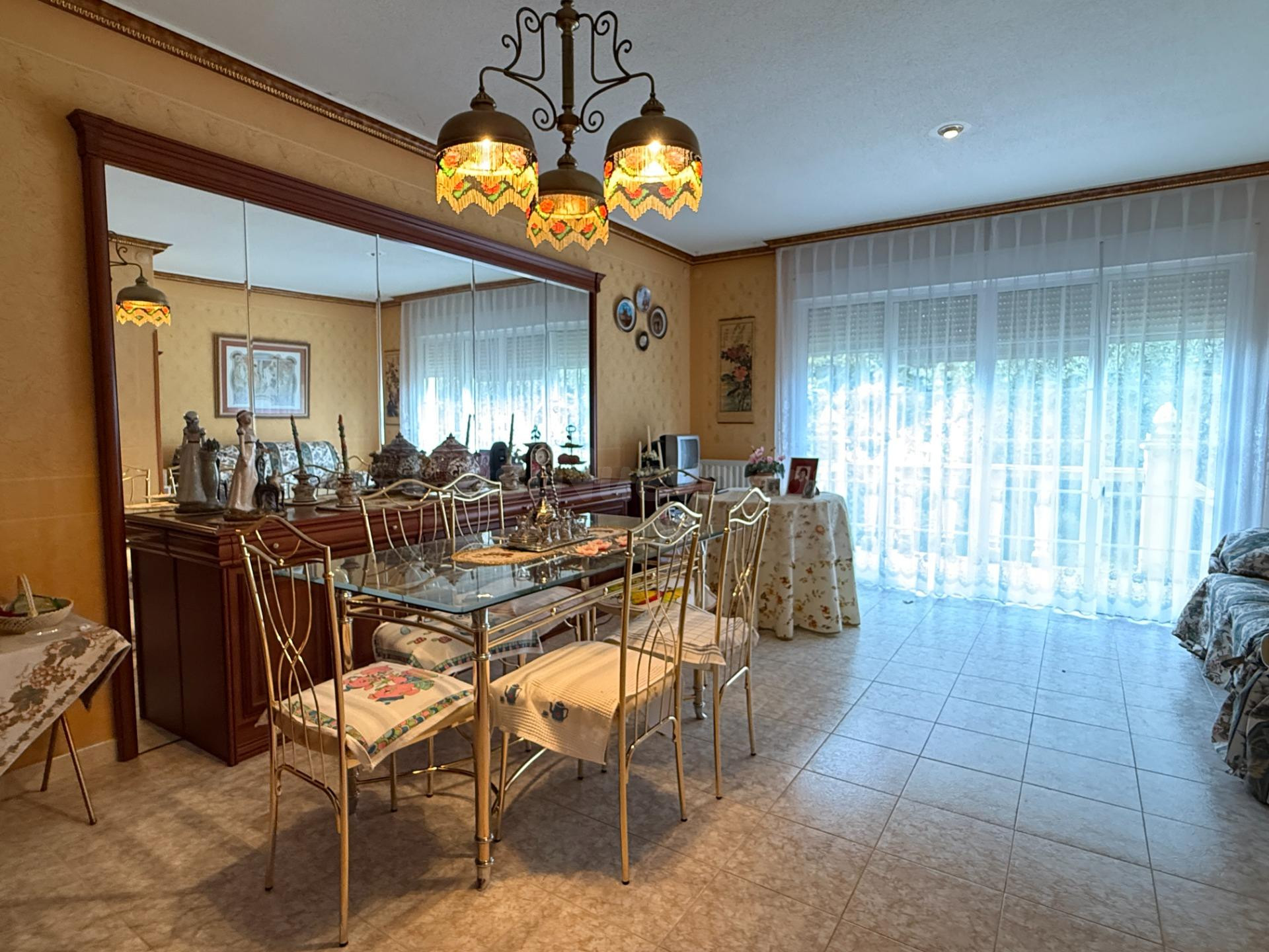 INMOBILIARIA ARBETETA VENDE CHALET ADOSADO EN TORIJA, GUADALAJARA