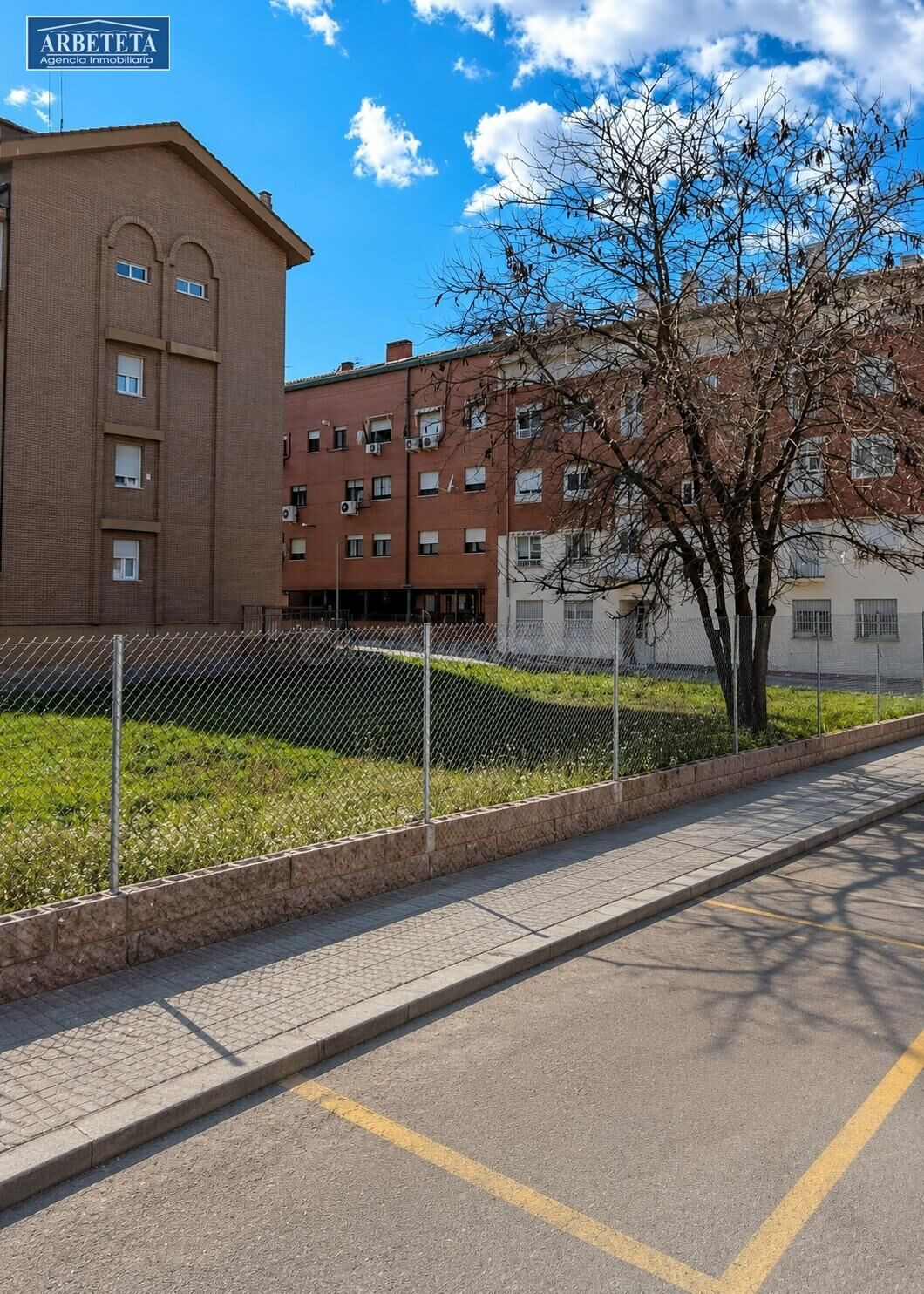 INMOBILIARIA ARBETETA VENDE TERRENO URBANO-URBANIZABLE EN AZ - foto 3