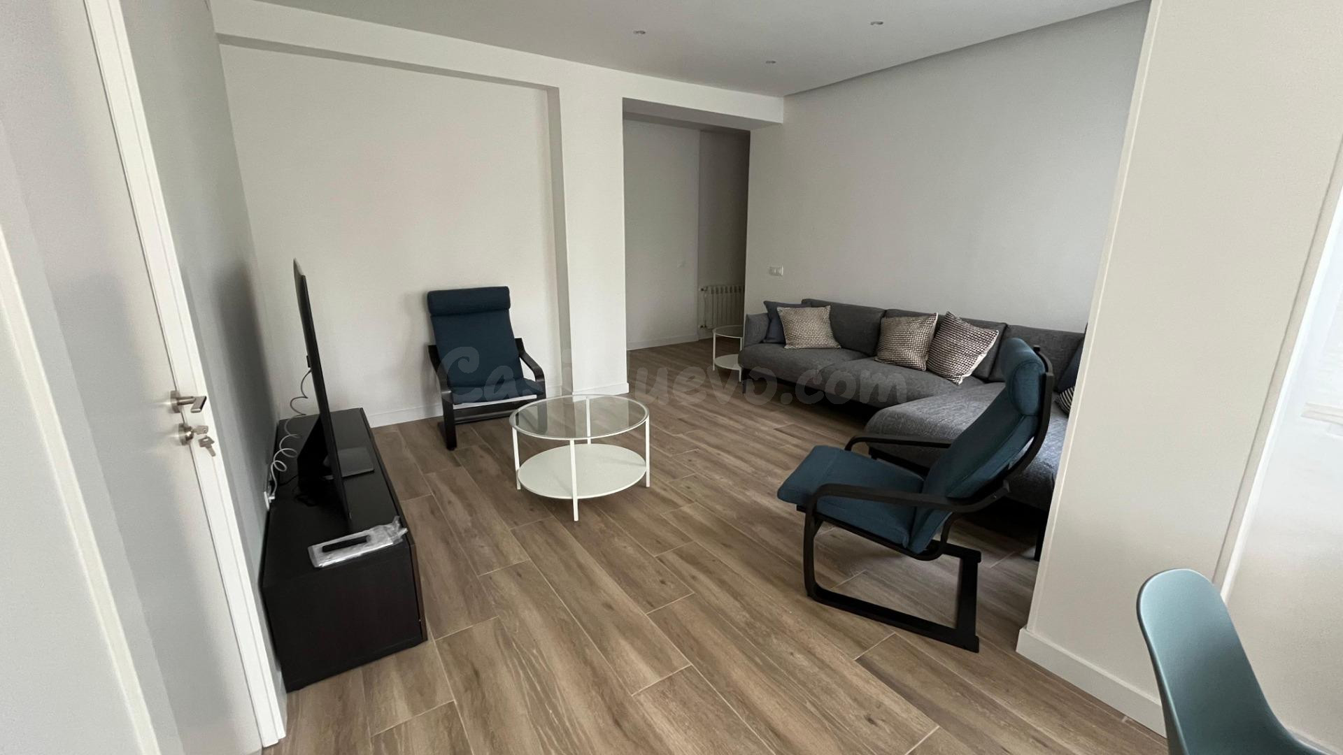 Vivienda ideal para estudiantes de últimos cursos, MIR, opositores, docentes, sanitarios, funcionarios o profesionales desplazados que busquen una estancia cómoda, tranquila y bien ubicada.
